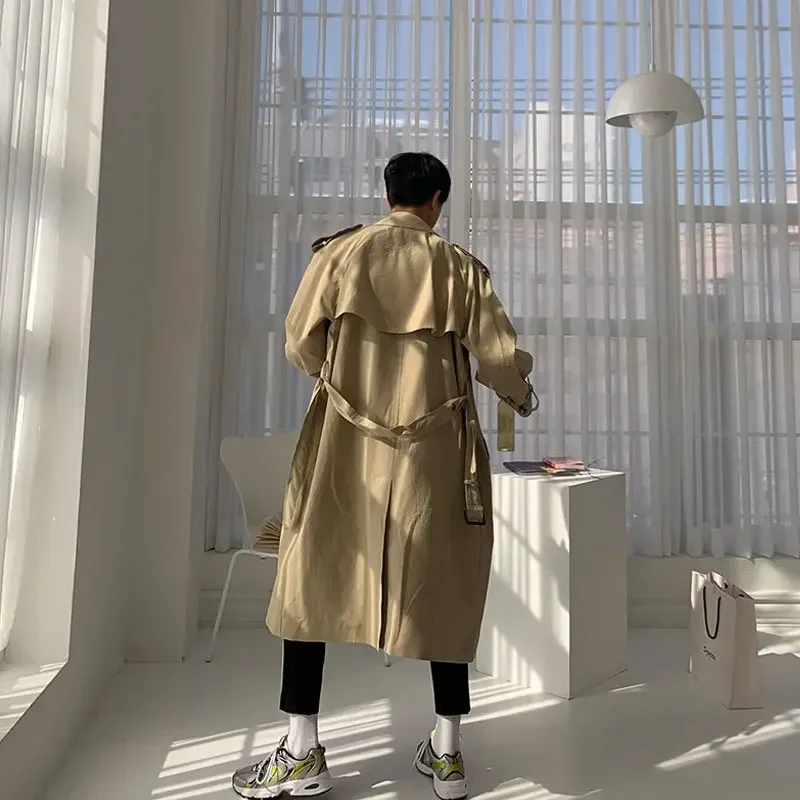 Koreaanse versie van effen kleur casual revers trenchcoat met dubbele rij knopen, heren lente en herfst nieuwe losse lange trenchcoat tij