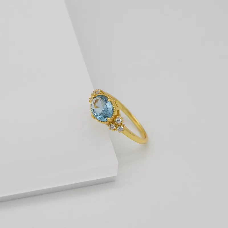 

Retro Niche Design Temperament Versatile Sea Blue Index Finger Ring S925 Sterling Silver Oval Diamond Ring Head Jewelry Wholesal