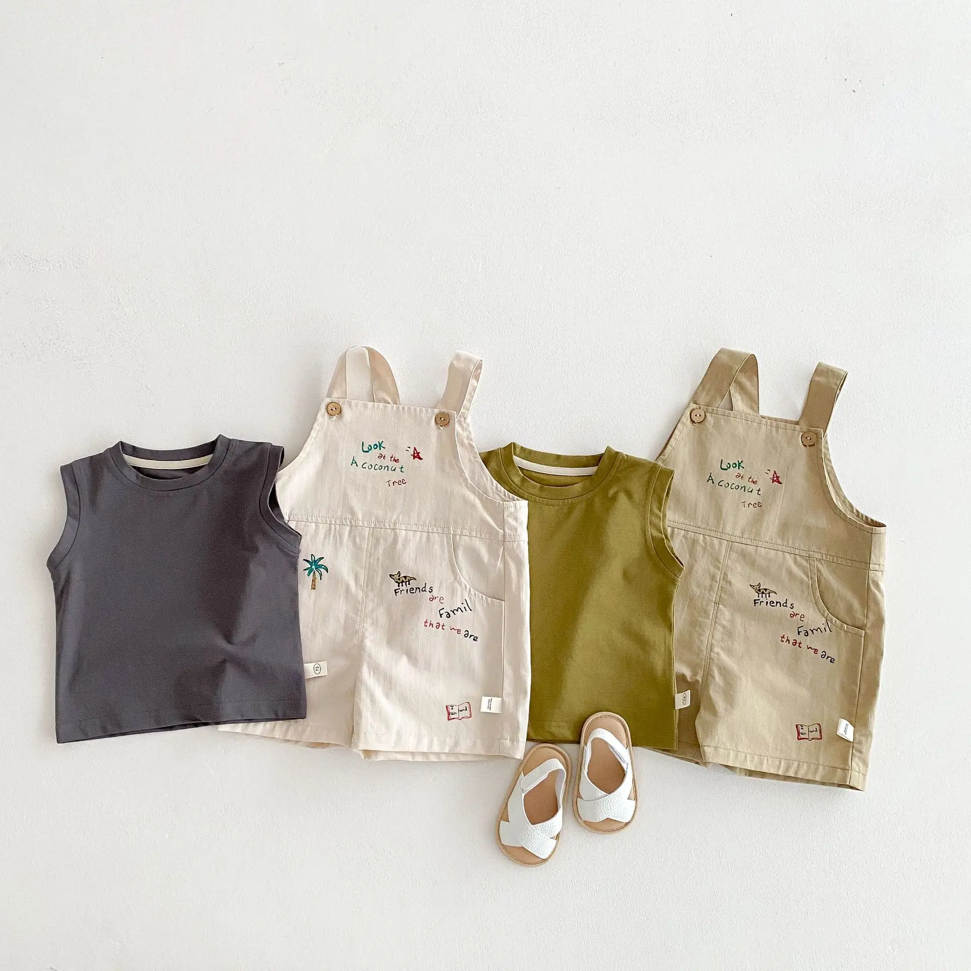 Children's Solid Color Vest 2025 New Summer Boy's Simple and Fashionable T-shirt Trendy Baby Korean Version Cartoon Overalls