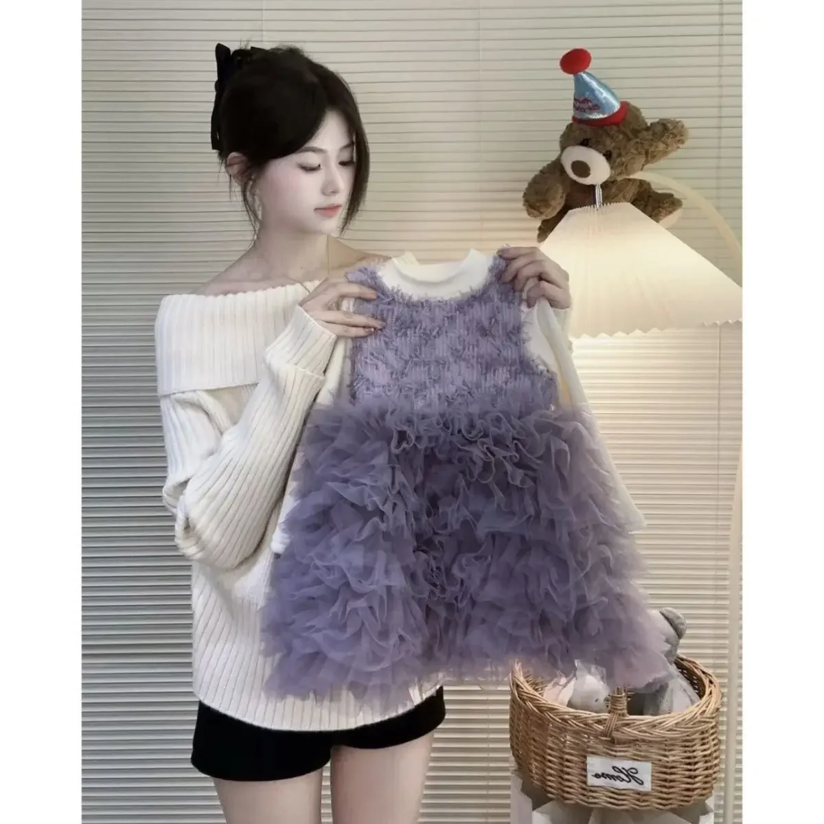 2026 Girls' Winter Baby One Year Old Plush Style Premium Puff Cake Long Sleeve Skirt New Princess Dress Set Girl Dress