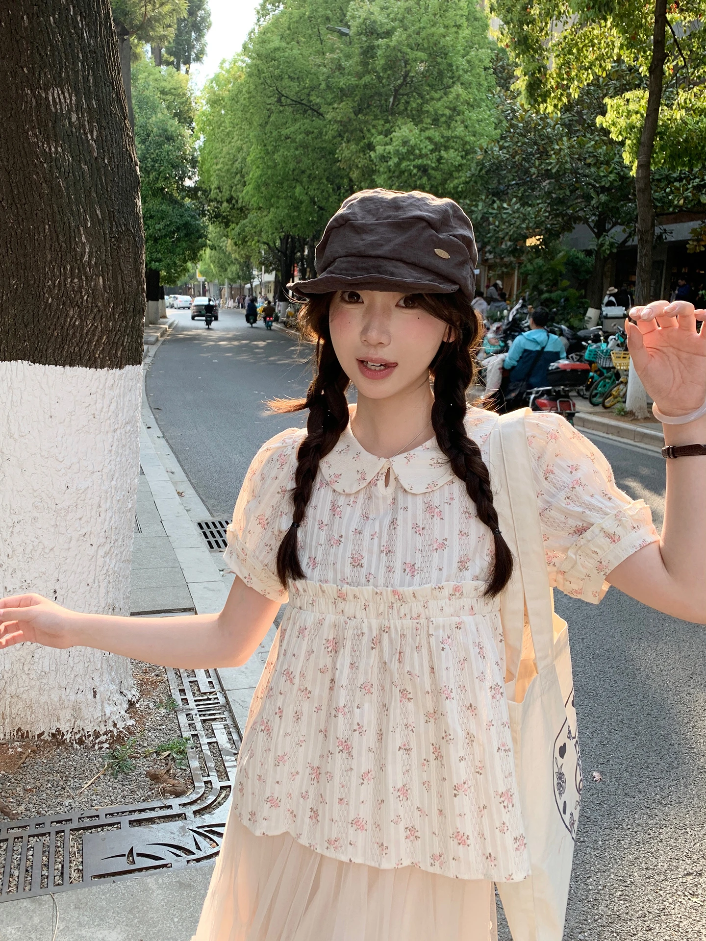 

Floral Print Shirt Collar Girls Summer 2026 New Small Size Patchwork Cotton Bubble Sleeve Breathable Korean Style Versatile Top