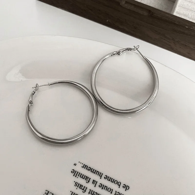 Silver Color Temperament Elegent Geometric Alloy Earrings For Women Simple Fashion Hoop Earrings Party Jewelry Accessories Gifts