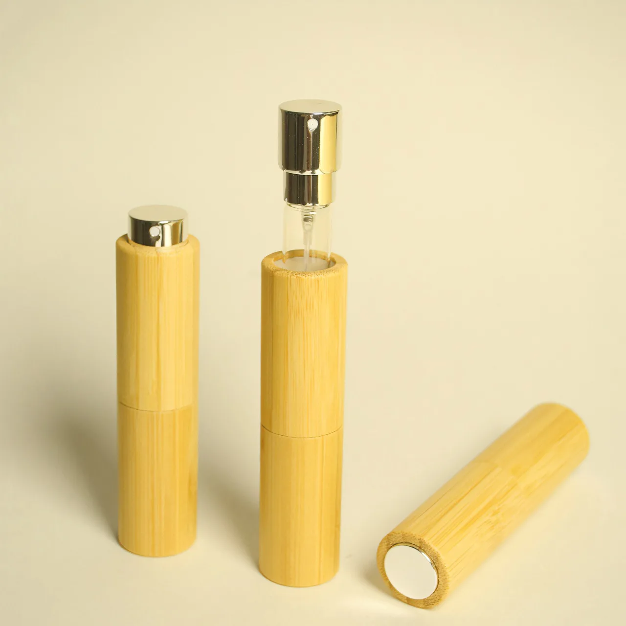 Butelka z rozpylaczem bambusowa 10ml, srebrny pojemnik, butelka do wielokrotnego napełniania, atomizer do wody do makijażu, pusty pojemnik, podróżna butelka do makijażu.