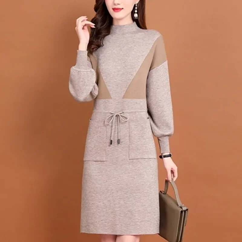 

Autumn Winter Inner Knitted Dress Women's 2024 New Waist Half-high Neck Loose Lace-Up Pocket Color Matching Base Sweater Dress