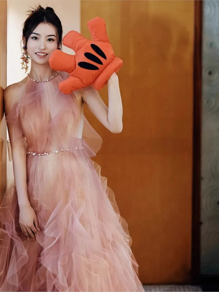 Pink morning gown a light luxury birthday party toasting halter dress