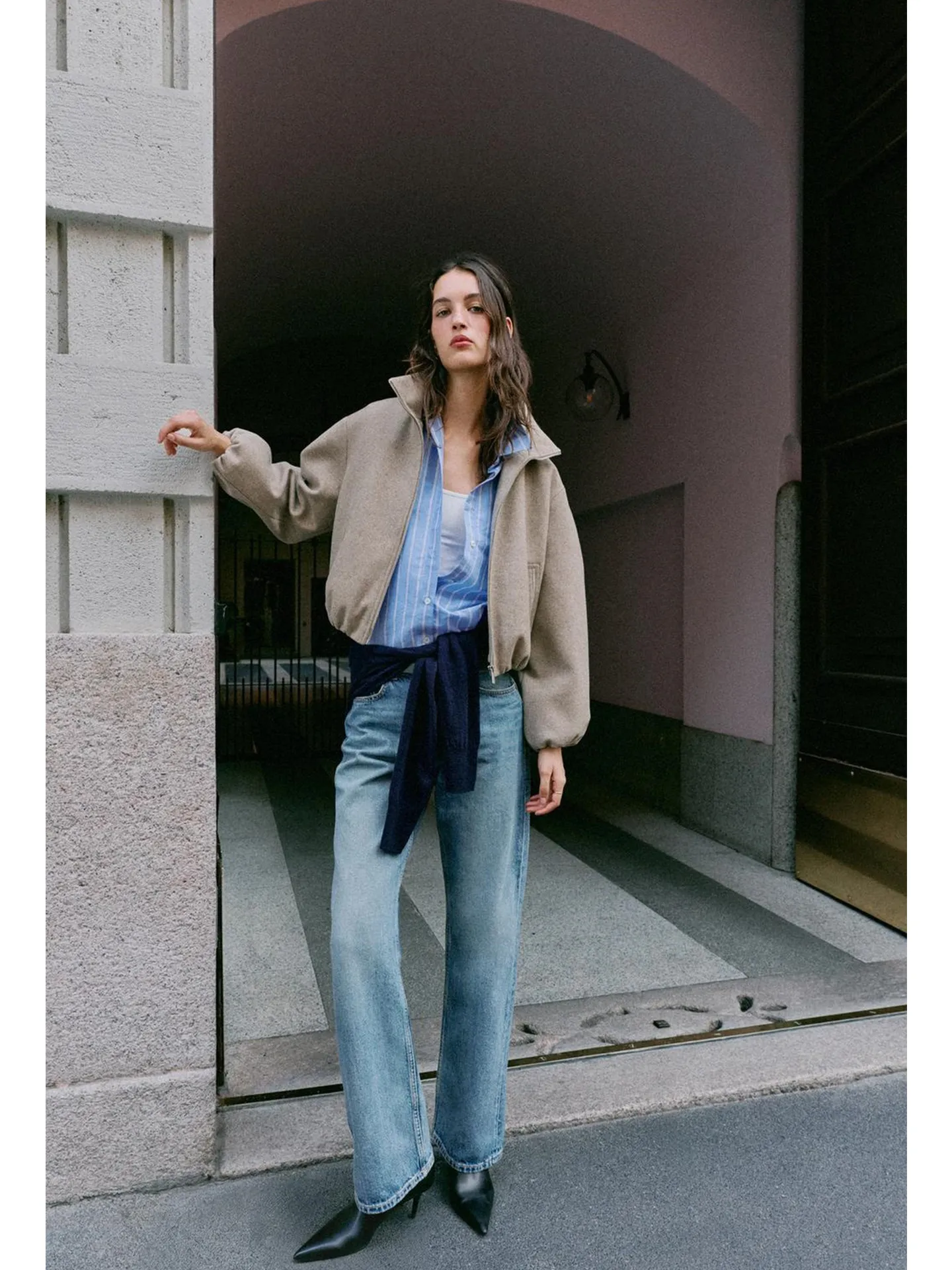 Fall New Women's Long Sleeve Stand Collar Elastic Flounce Layer Short Pilot Jacket Outerwear Casual Style Standard Fit Polyes...
