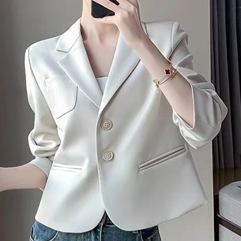 Temperament small suit jacket female 2024 new high-grade casual fashion beige short suit small coat blazer women