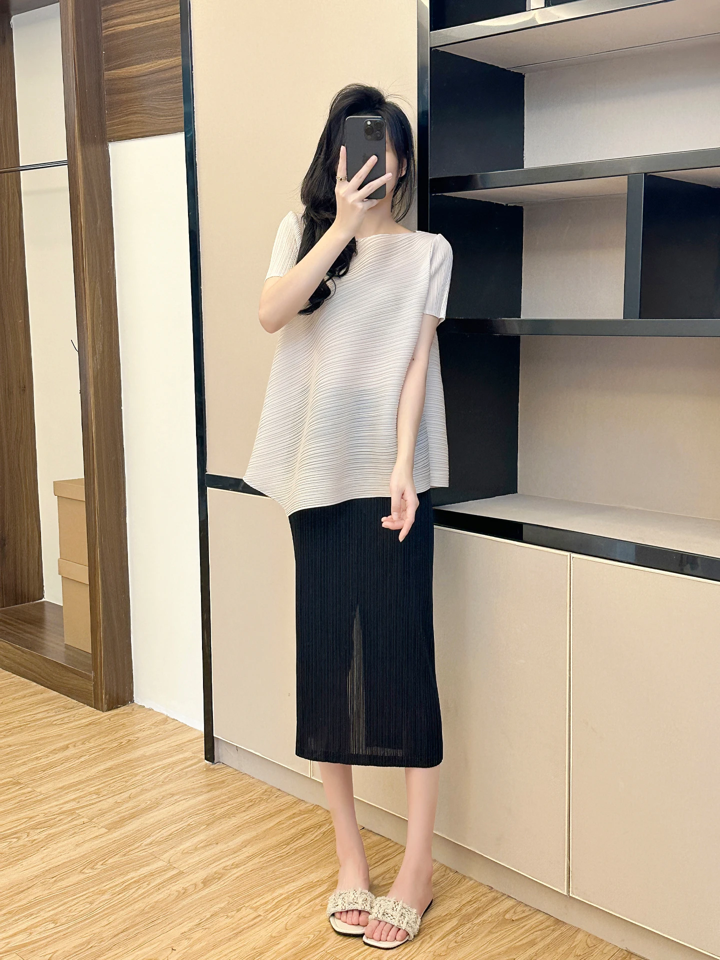 

Асимметричный комплект: футболка с коротким рукавом и юбка с высокой талией для женщин, модный повседневный удобный свободный крой для весны и лета