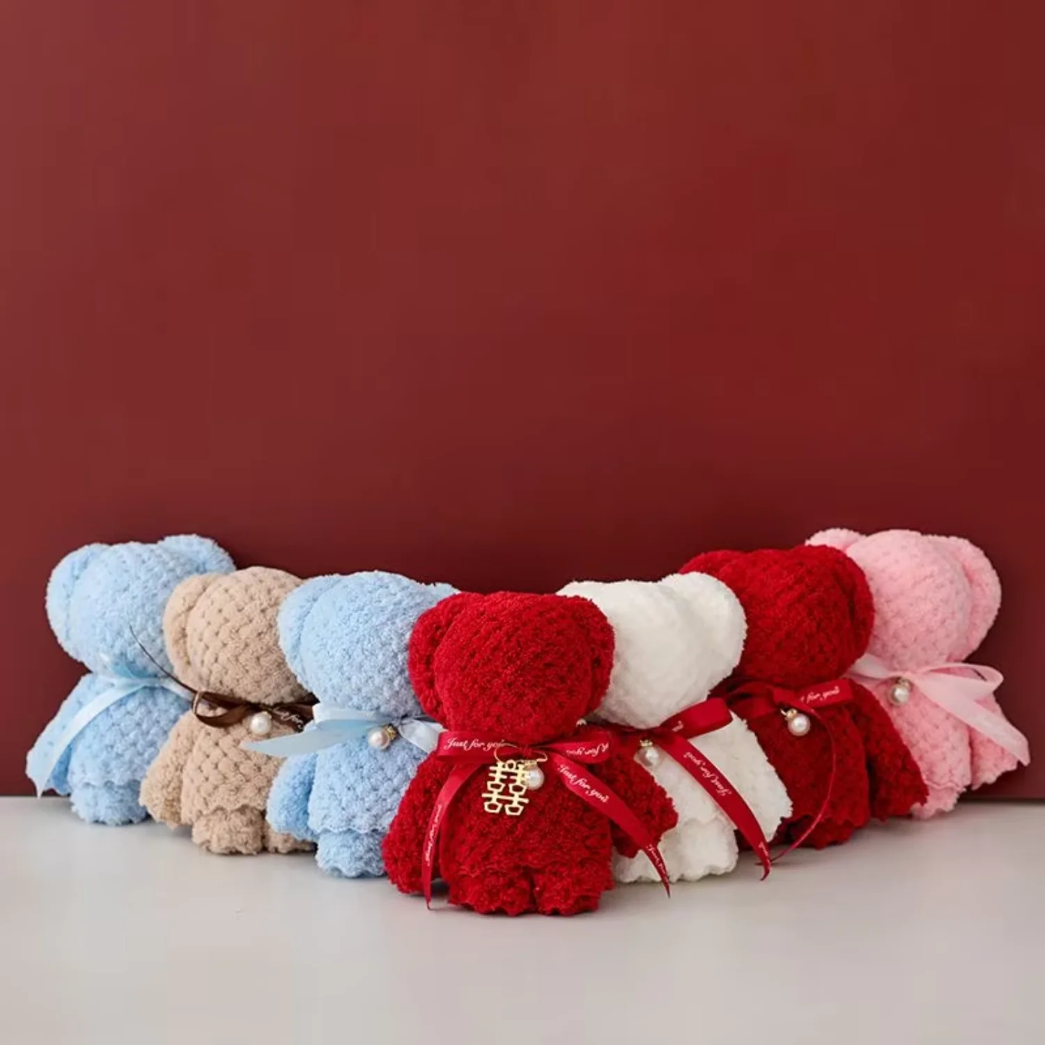 Wholesale Bear Coral Fleece  Towel Gift 3030 30*30cm 35*75cm Wedding  Towel Set In Gift Box For Guests