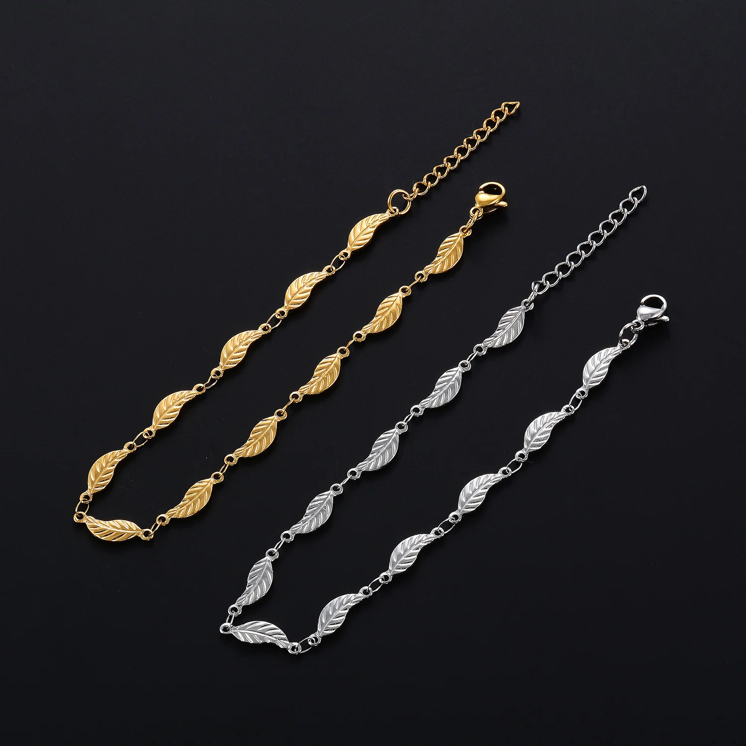 Halskette aus Edelstahl mit geprägten Blättern, versilberte Choker-Metallkette für Frauen und Mädchen – Detail 6
