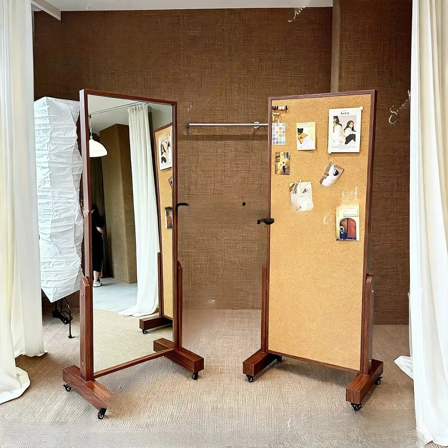 Full-length mirror cork display board integrated fitting mirrorTJ