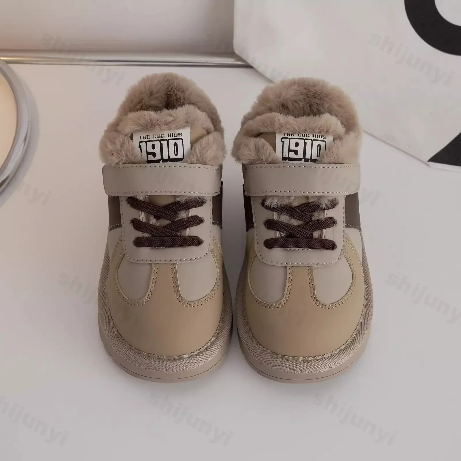 Winter Snow Boots for Children 2024 New Trend Fashion Teenager Girl\'s Cotton Shoes Thick Warm Faux Fur Fashion Plush Boots