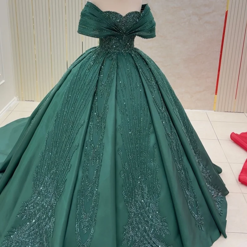 

Satin Dark Green Quinceanera Dress off-shoulder Glitter Crystal Decal Long tail Bow vestidos de 15 Quinceanera ﻿Customize