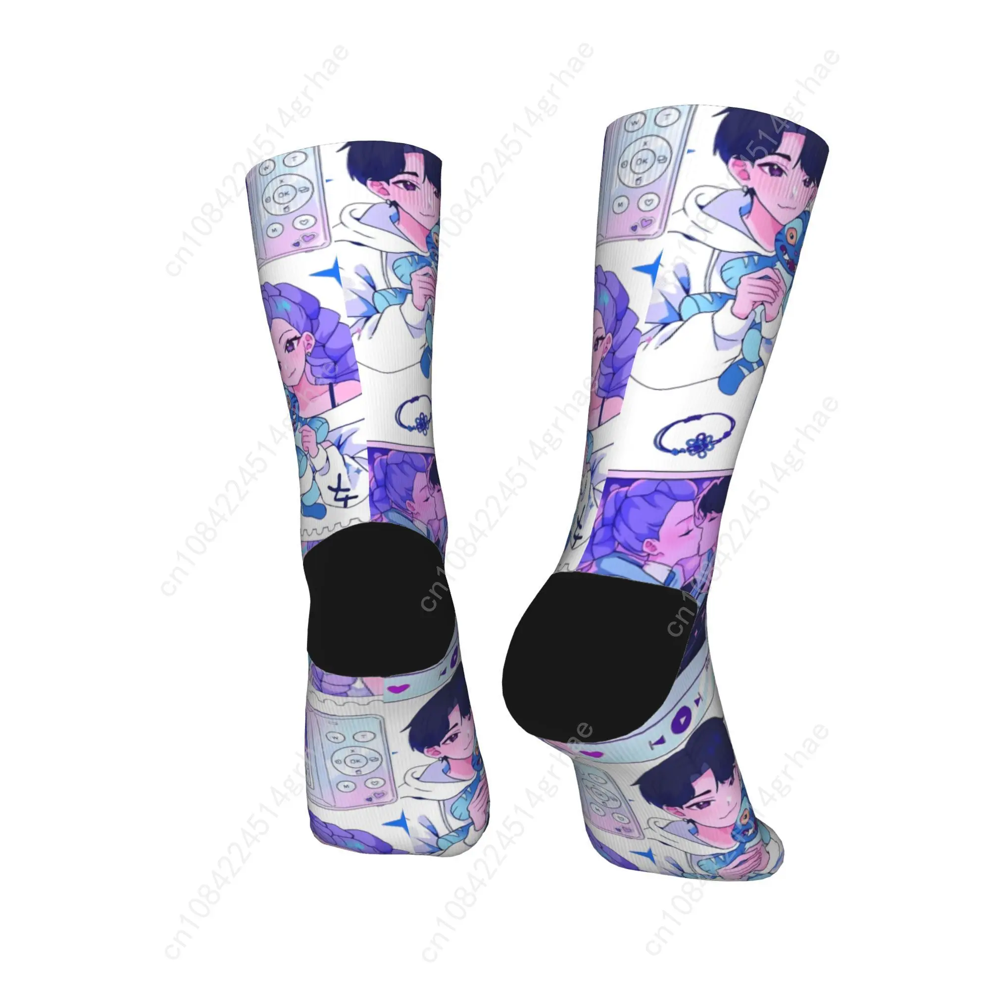 Rujinu Kpop شيطان الصيادين الجوارب عدم الانزلاق جوارب النساء الرجال الدافئة لينة الدراجات الجوارب الشتاء جوارب مطبوعة غير رسمية