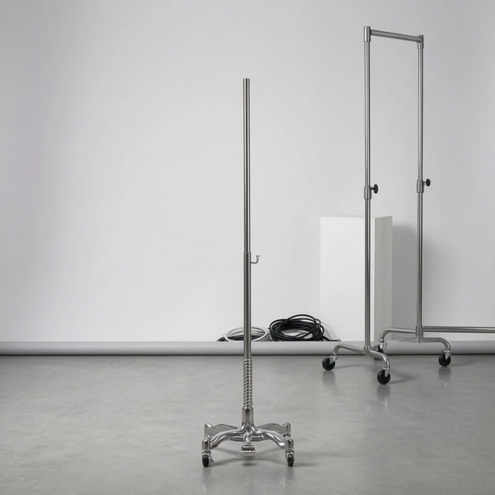 Dress Form Mannequin - Mannequin Stand with Wheels Freestanding Dress