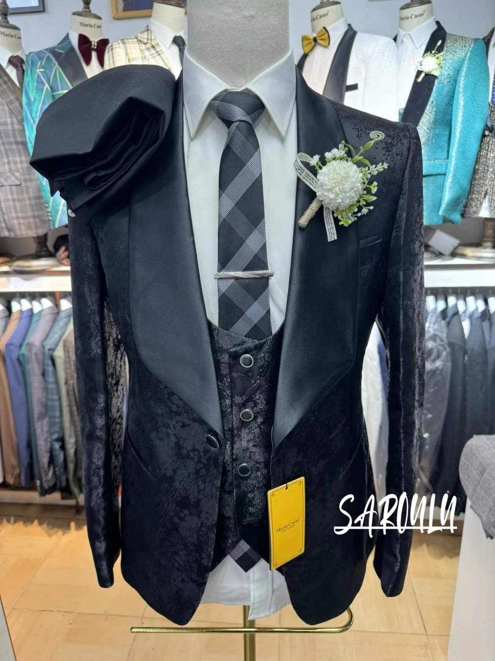 

Hot Sale Black Men Suit Vogue Formal Events Customized In Stock Gentlemen Set Vintage 3-pieces Party Textured Groom Wear