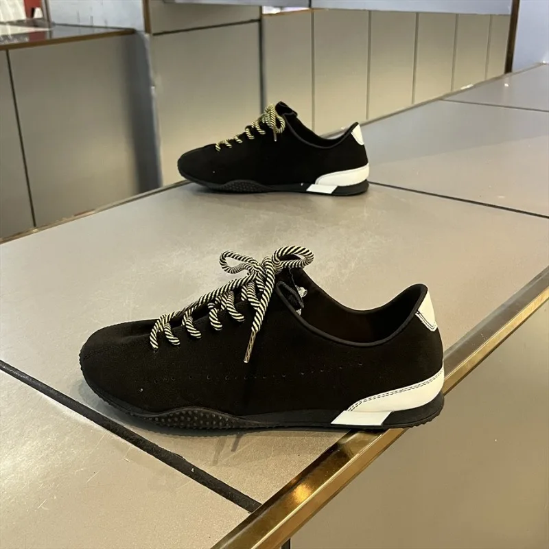 Men Training Shoes New Summer Suede Leather Round Toe Flat Lace-Up Men's Sneakers Shoes Lace-Up Casual Shoes For Men