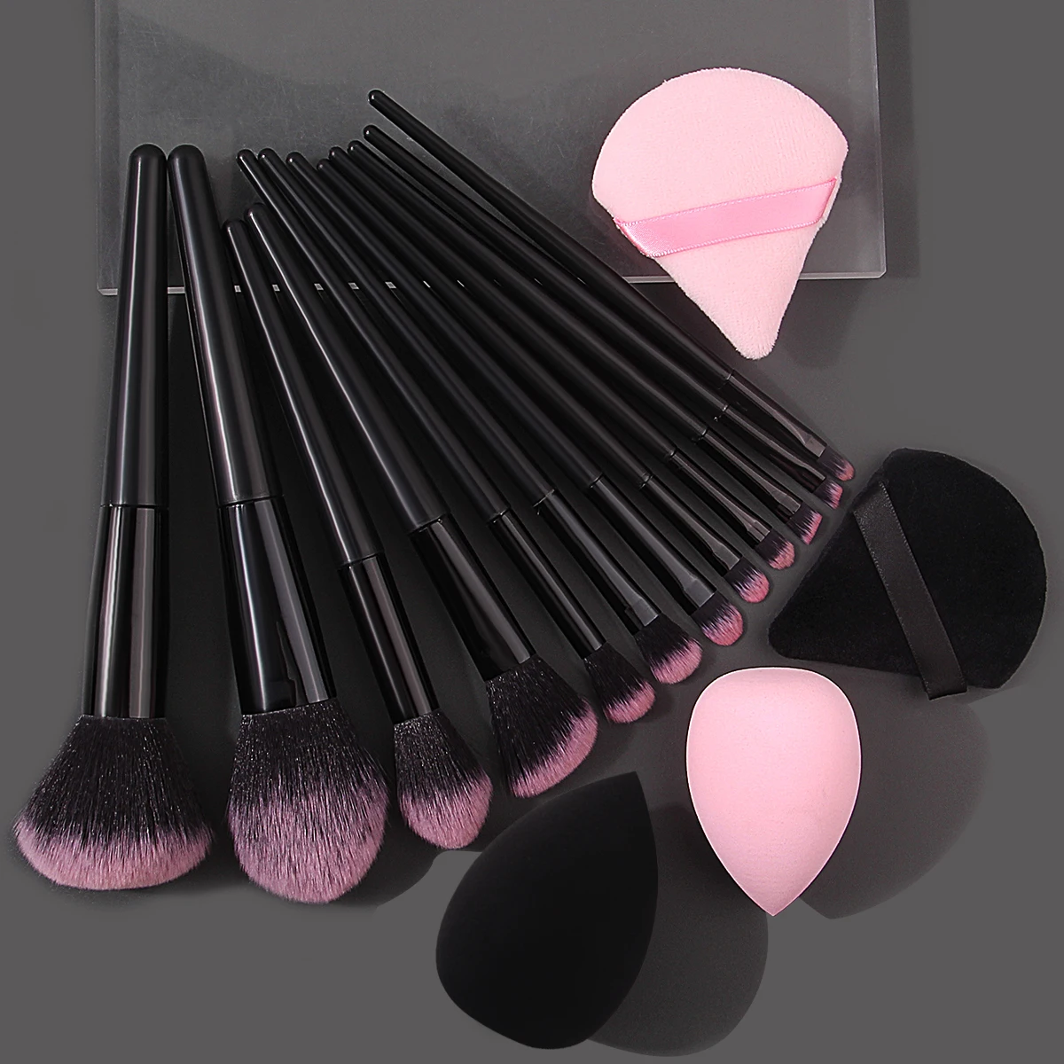 Ensemble complet de pinceaux de maquillage pour débutants, 16 pièces, pour fard à paupières, cheveux doux, amples, pliés, éponge douce, bouffée de poudre, œuf de beauté