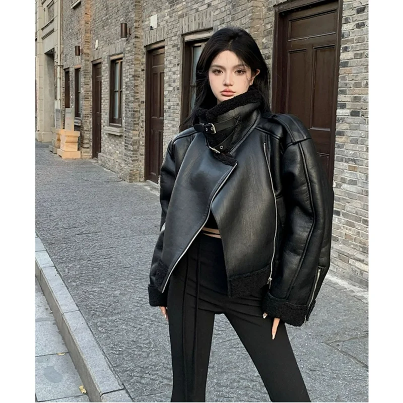 Winter Women Faux Fur Lesther Jacket Coat Fur Collar Black Baggy Thickening Warm Streetwear Plush Patchwork Leather Clothing Top