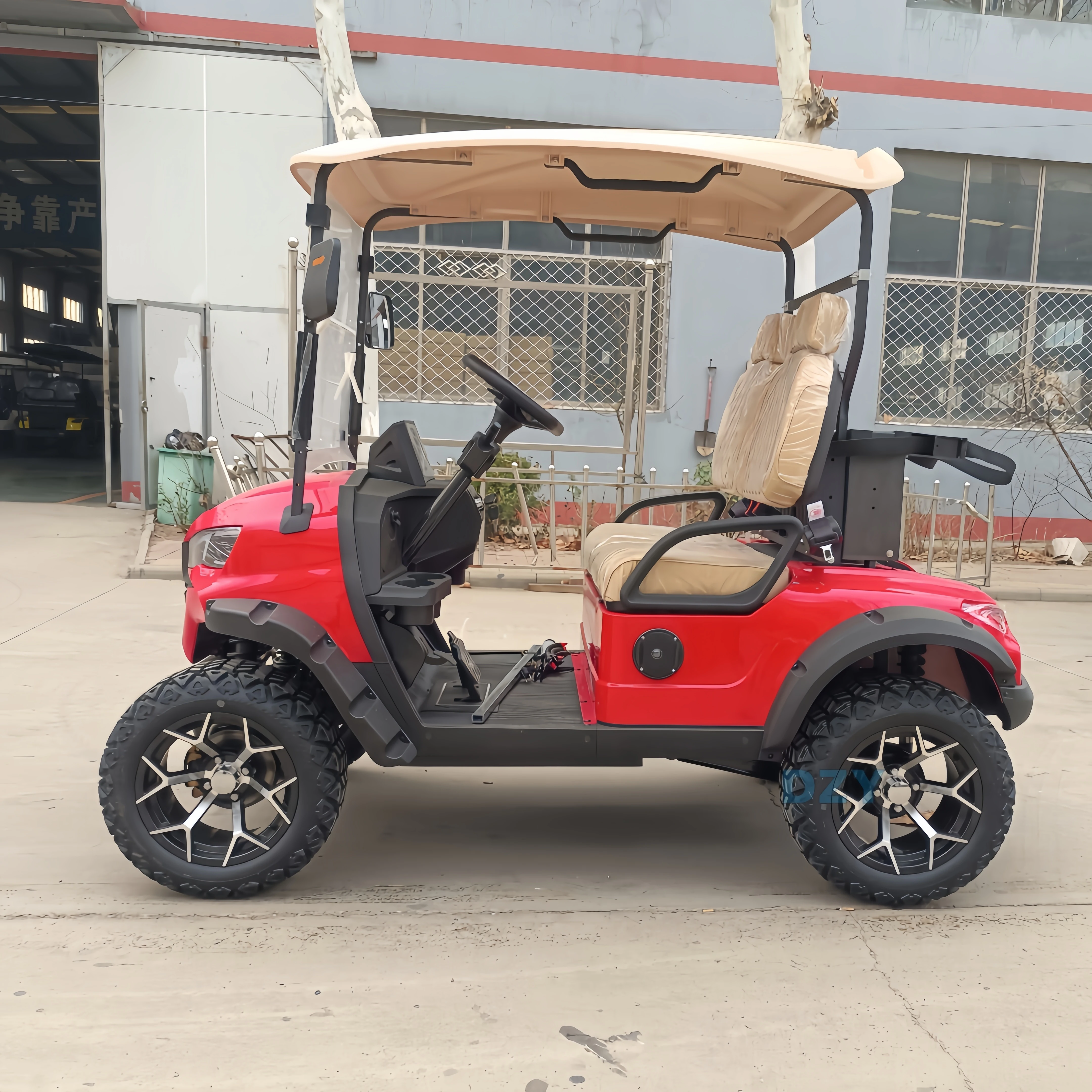 2025 Model Electric Golf Cart with 48V Lithium Battery 5KW Motor 4-Seater Sightseeing Club Car EEC DOT GCC Certified