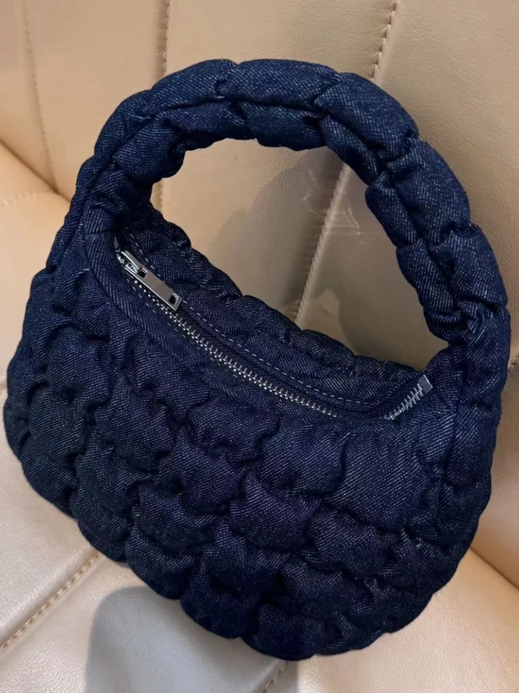 Cos Denim Cloud Bag Women 2024 New Mini Micro Mini Mobile Phone Bag Pleat Dumpling Handbag Fashion