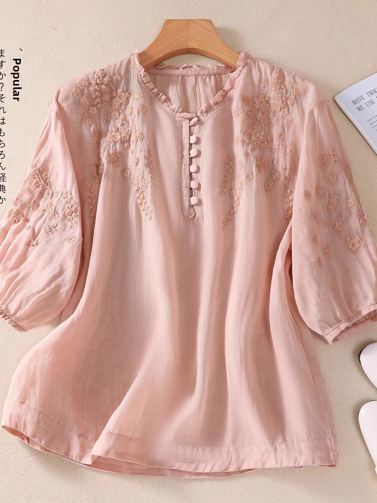 예술적인 자수 코튼 린넨 여성 엄마용 순색 린넨 탑 플로럴 레이스 칼라 루즈핏 여름 자외선 차단...