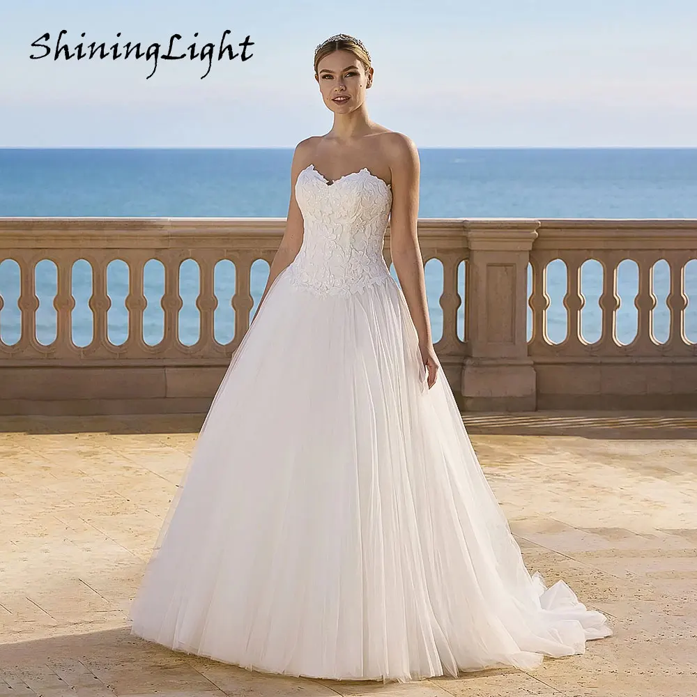 

ShiningLight Boho Strapless Bridal Gown Sweetheart Lace-up robe de mariée White A Line Tulle Wedding Dress Appliques Customized
