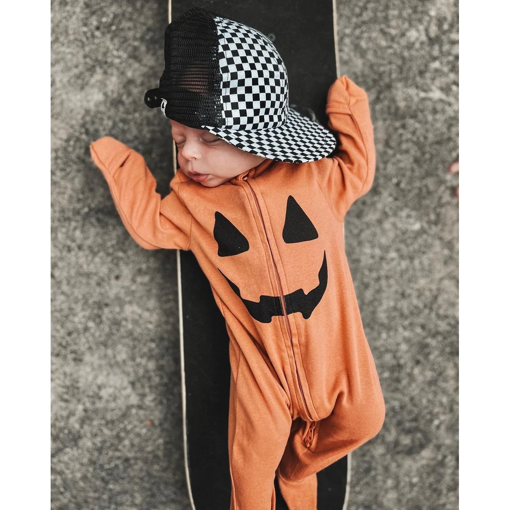 Boys and girls children\'s spring and autumn Halloween solid color pumpkin long-sleeved smiley face jumpsuit romper children&