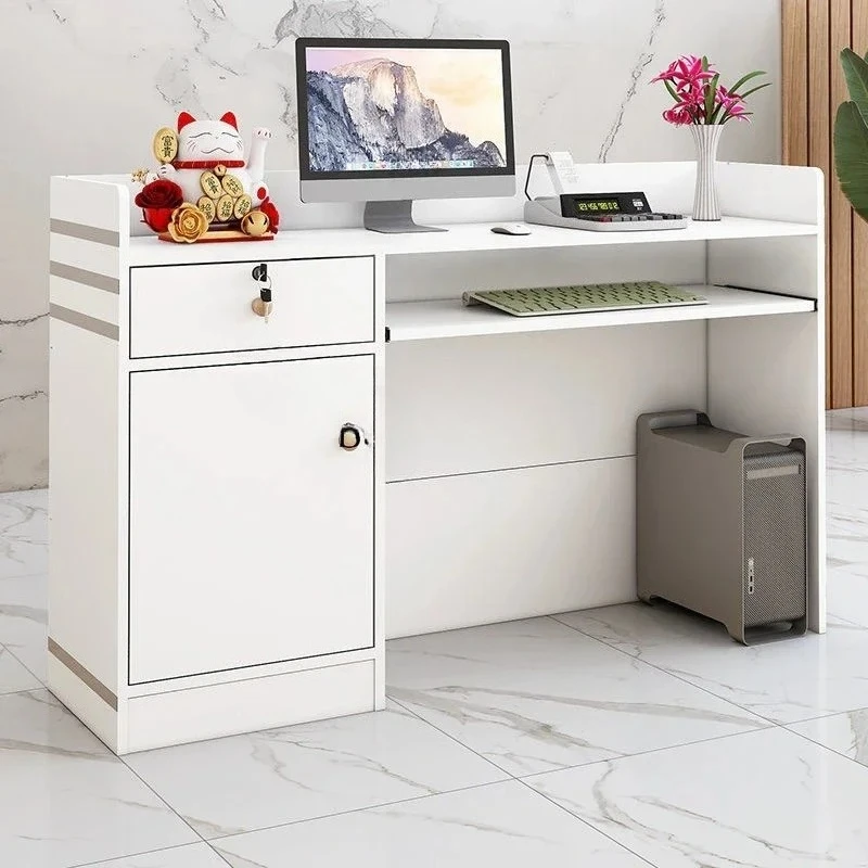 

Стойка регистрации магазина небольшая стойка регистрации простой современный супермаркет с выдвижными ящиками кассовый аппарат