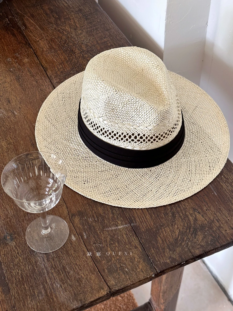 Spring and summer new handmade sisal hollow straw hat daily versatile jazz top outdoor sunshade straw hat