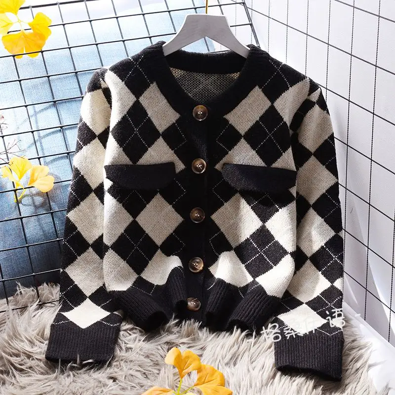 Women Vintage Classic Argyle Chic Single Breasted Outewear Knitted Cardigan Y2K Casual Round Neck Long Sleeve Loose Sweater Coat