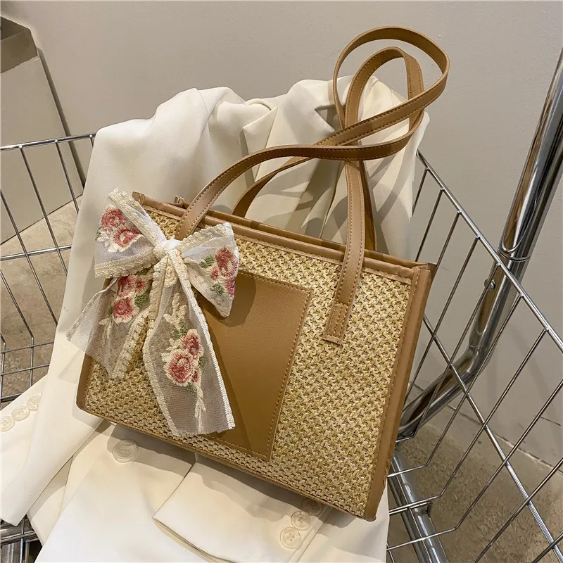 

New Handmade Straw Bags Luxury Shoulder Bag Woven Silk Scarf Decoration Bag Large Capacity Women Casual Tote Purses Shopper Bags