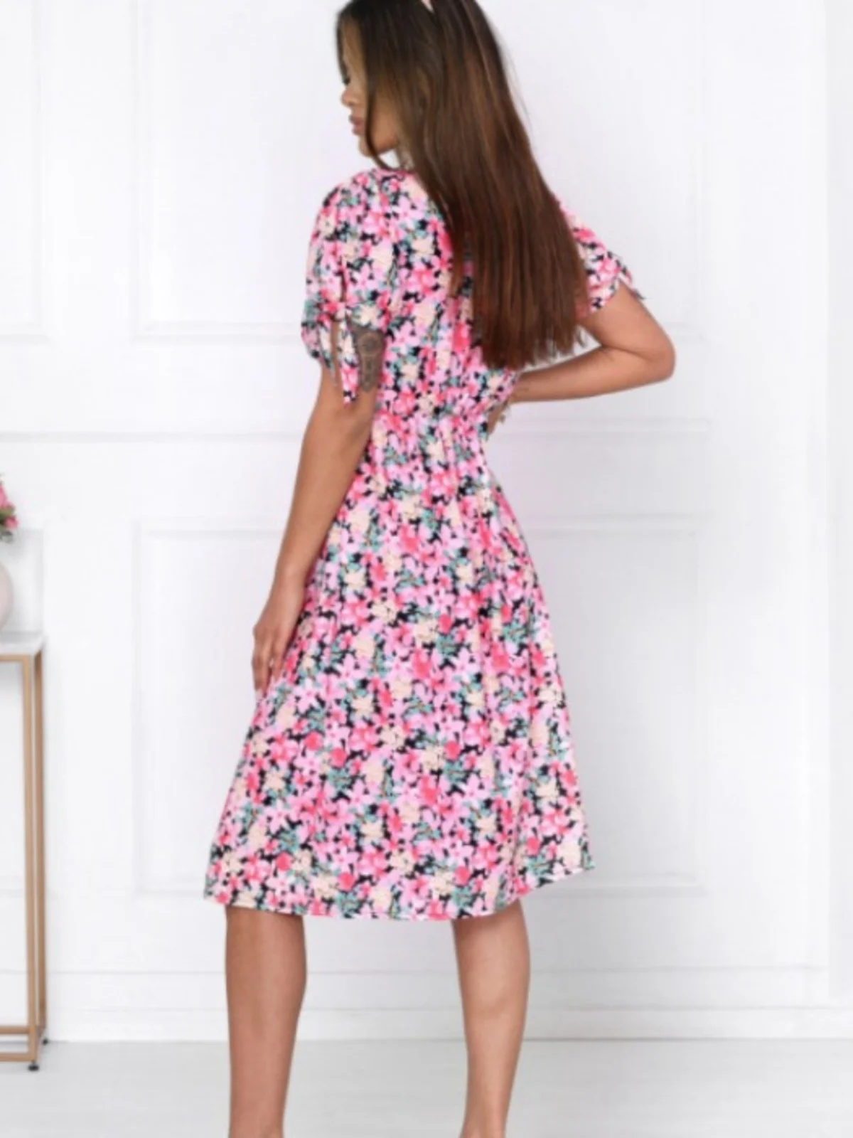 Słodka Letnia Nowa Moda Dekolt V Jedno Guzik Kwiatowy Wzór Talia Krótki Rękaw Damska Sukienka Eleżancka Elegancka Drukowana Rozkloszowana Midi...