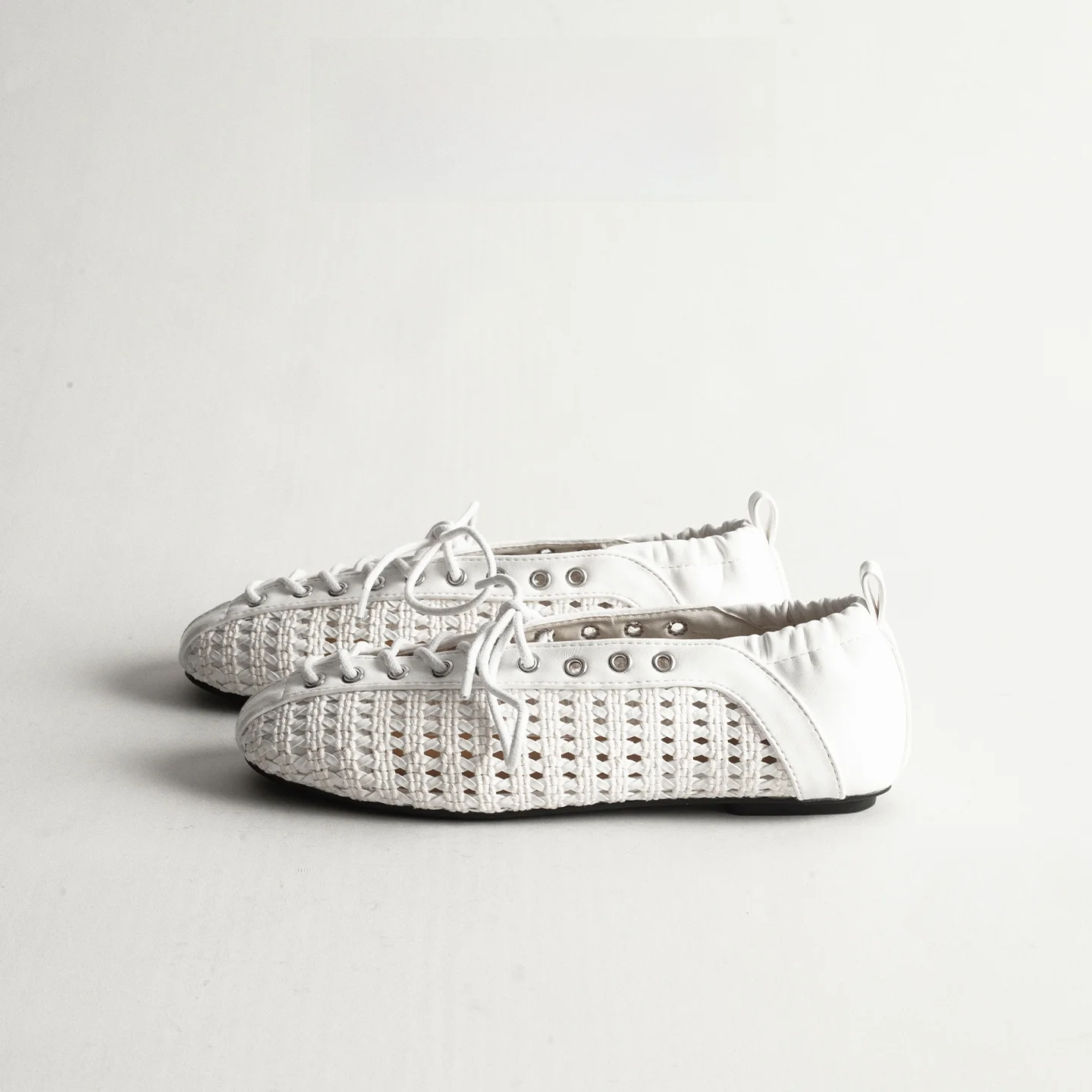 White Knitted Hollow out Ballet Flats Women's round Toe Lace up Breathable Versatile Mary Jane Flat Shoes Casual Low Heel Rub...