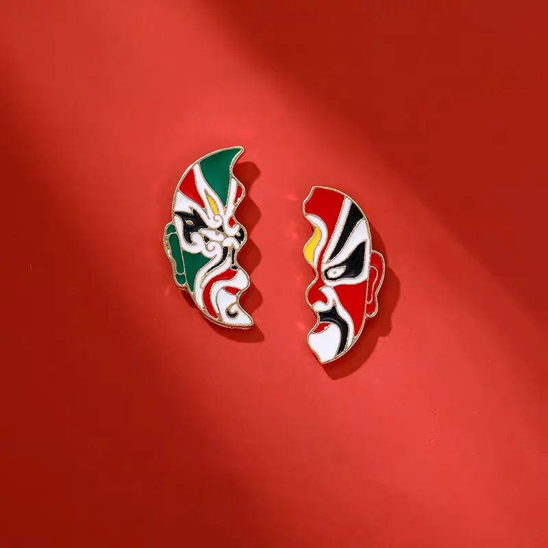 Chinese Style Peking Opera Face Metal Brooch Creative Couple Badge Business Gift Pin DIY Clothing Bags Hat Scarf T-shirt Jeans