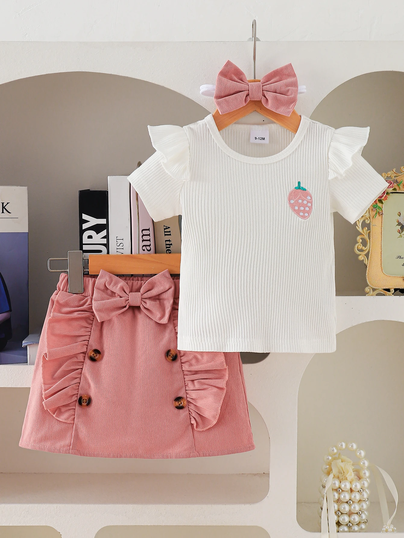 

Girls Summer Casual Strawberry Print Pink Butterfly Outfit Set for Babies Comfortable Clothing Ensemble