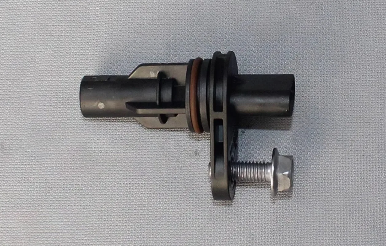 

Crankshaft Position Sensor for Wuling Hongguang/S/V Rongguang ZhengTu/Baojun 1.5L