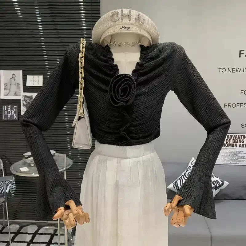 بلوزة بأكمام مضيئة مكشكشة باللون الوردي مع زينة وردية على طراز الأميرة للسيدات، أزياء ربيع الخريف بقصة ضيقة