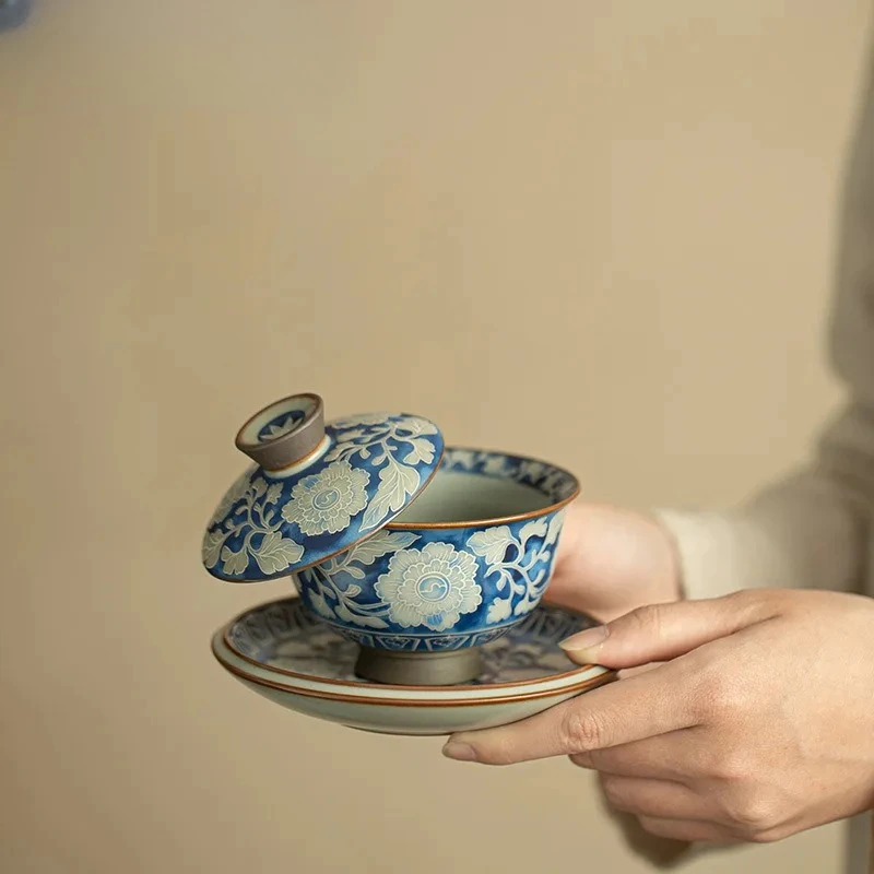 

150ML Ru Kiln Blue And White Peony Hovering Stuck Gaiwan Luxury Tea Tureen Tea Bowl With Lid Kit Tea Brewing Cover Bowl Cafes