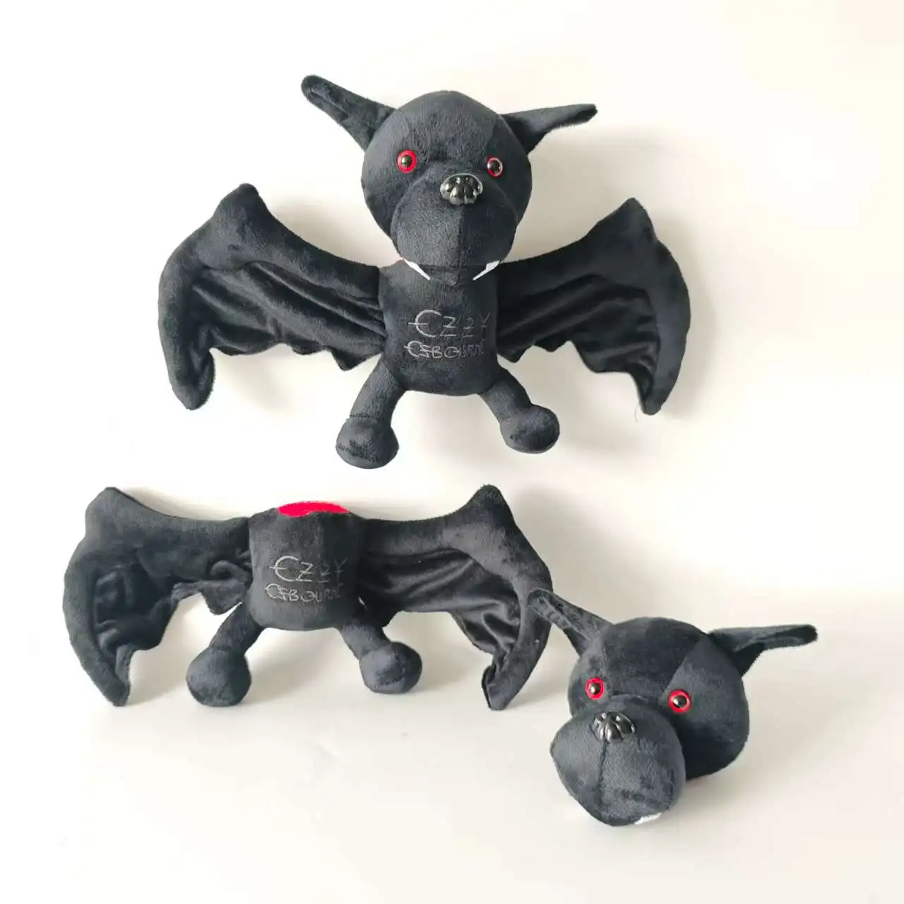 【貴重】OZZY オジー・オズボーン PLUSH BAT ぬいぐるみ Bat Plush – Ozzy Osbourne Official Store