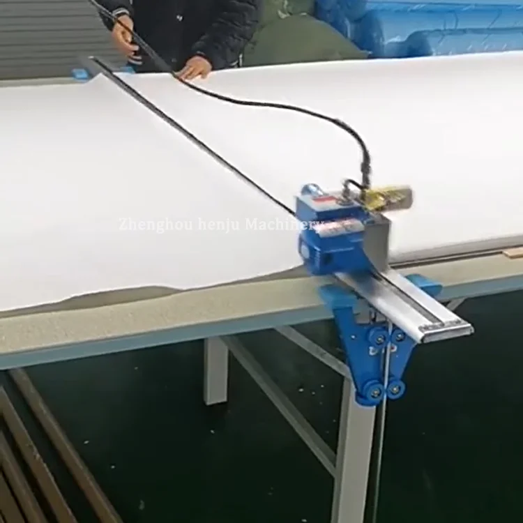 Electric Round Knife Edge Cutter Automated Table Cloth Automatic Fabric End Cutting Machine With 2500mm Long Guide Rail view 5