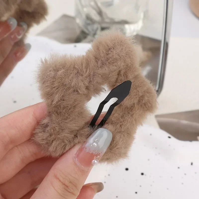 Fashion Plush Star Hair Clip Hairpin Autumn Winter Furry Hair Clips for Women Girls Korean Hair Accessories Headwears Barrettes