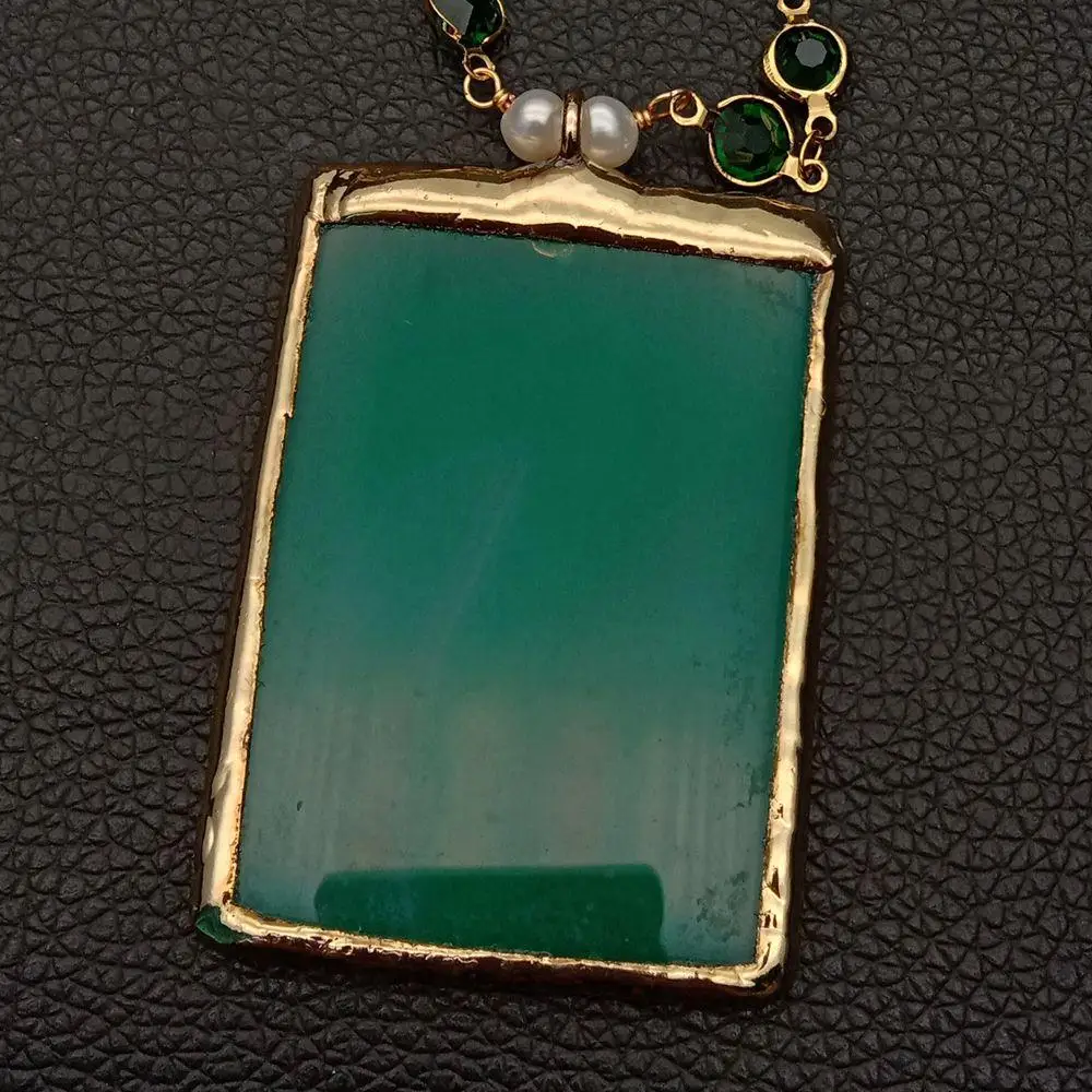 KKGEM Rectangle Green Agate Pendant 5 Rows 18'' White Pearl Green Red Crystal Chain Necklace Handmade Vintage Party Style