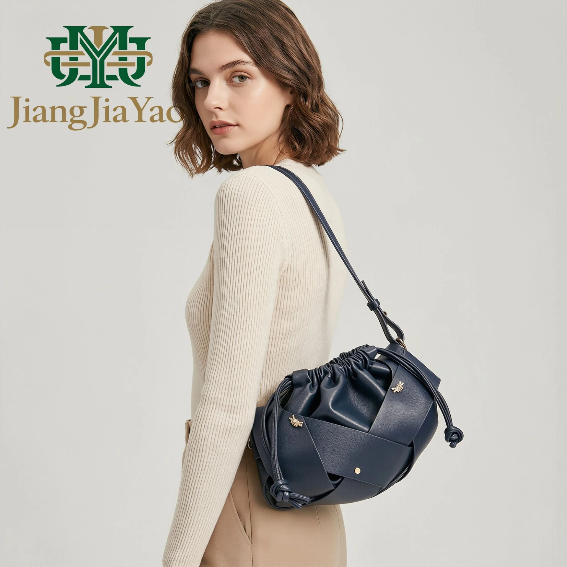 

Fashion PU Woven Women's Shoulder Bag 2026 New Drawstring Crossbody Bag Niche Design Ladies Handbag Underarm Bag Bucket Bag