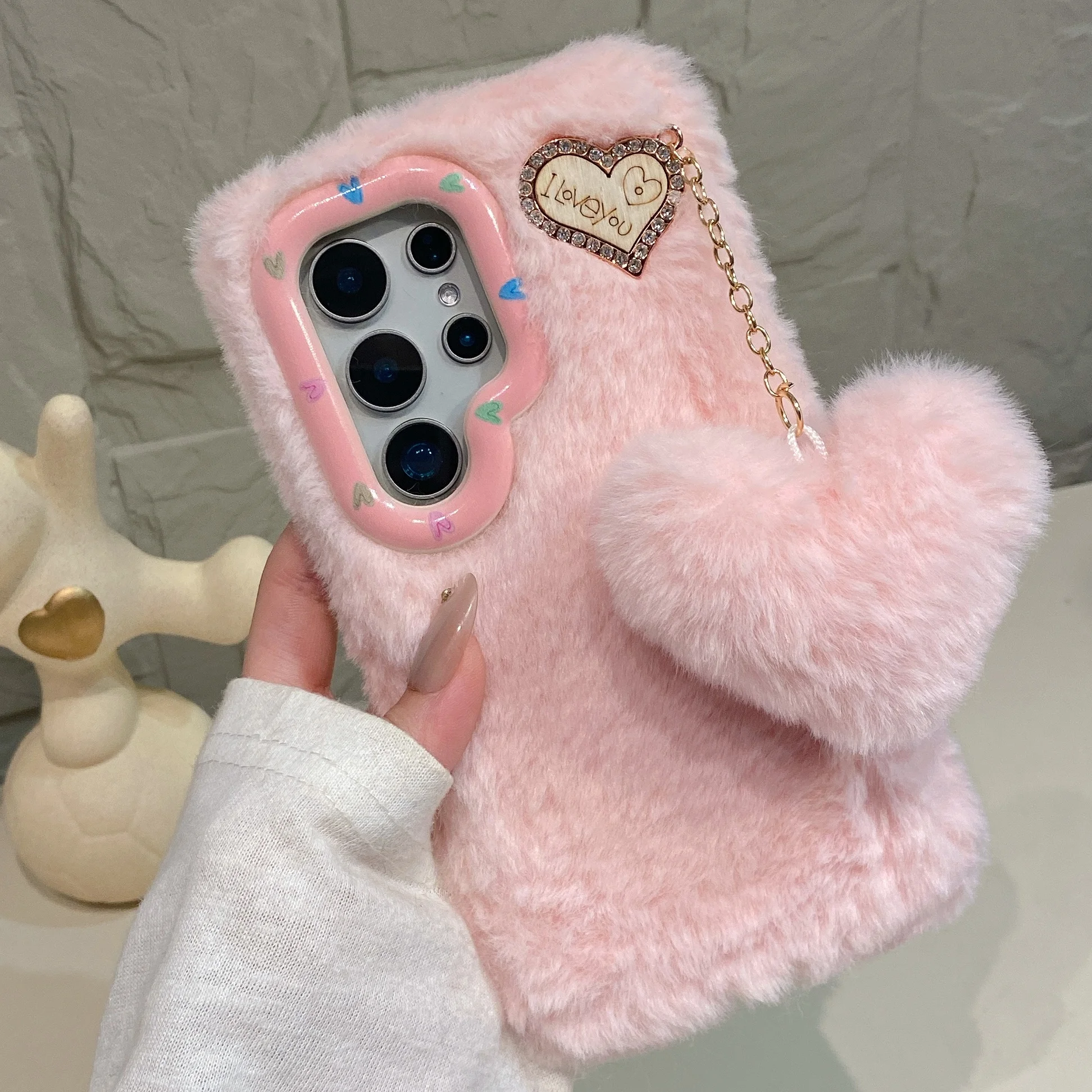 

Plush Cover Funda For Samsung Galaxy S26 Ultra Lovely Heart Phone Case For Samsung S26 Plus S25 Ultra S24Ultra Soft Fur Cases