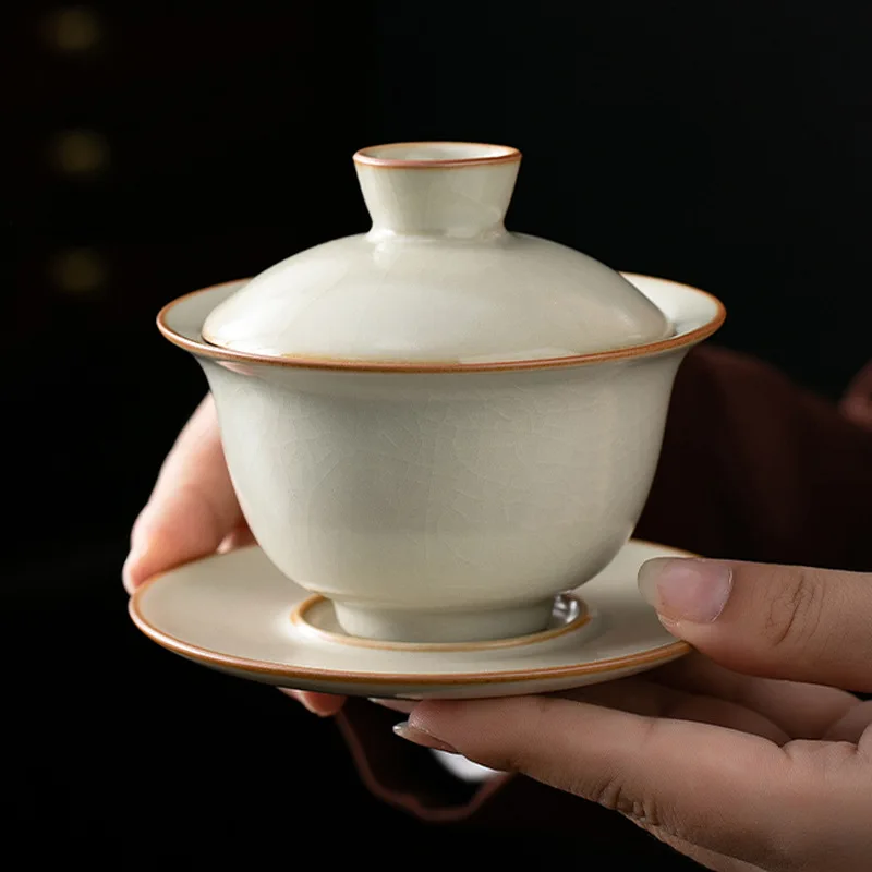 

Beige yellow Ru kiln three cover bowl teacup single high-grade anti-ironing with cover tea fair cup three-piece teaware sets