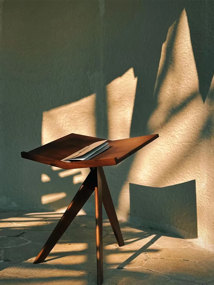 Medium and retro solid wood book and newspaper bracket vertical small side table