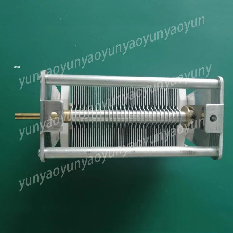 condensateurs-a-air-reglables-haute-tension-1000pf-1000v-dc-composant-electronique