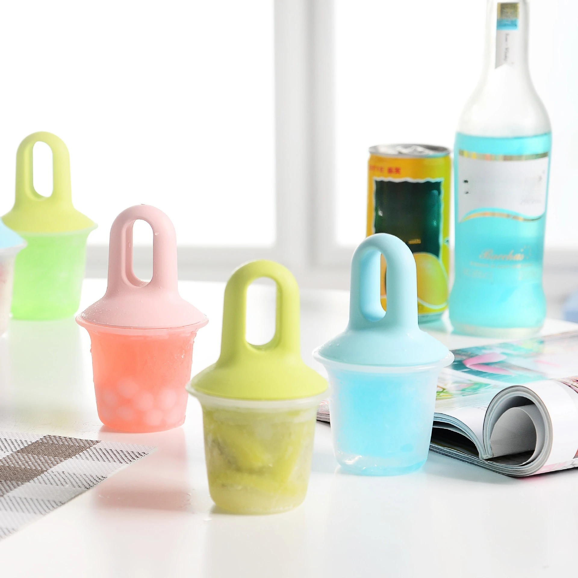 formas-de-silicone-reutilizaveis-para-picoles-e-sorvetes-caseiros-com-facil-liberacao-bandeja-de-congelamento-utensilio-de-cozinha-de-verao