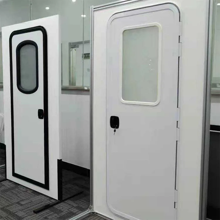 Accessoires de camping-car de vente d'usine pour porte de camping-car de style américain avec cadre de porte noir et porte de camping-car à panneau blanc